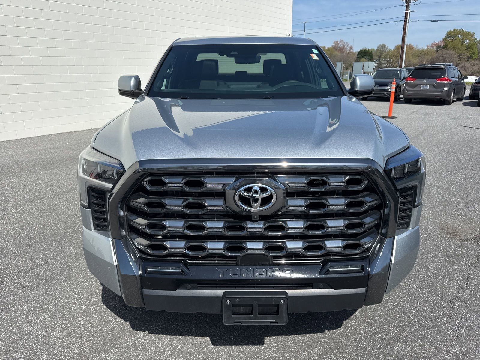 Used 2023 Toyota Tundra Platinum image 2