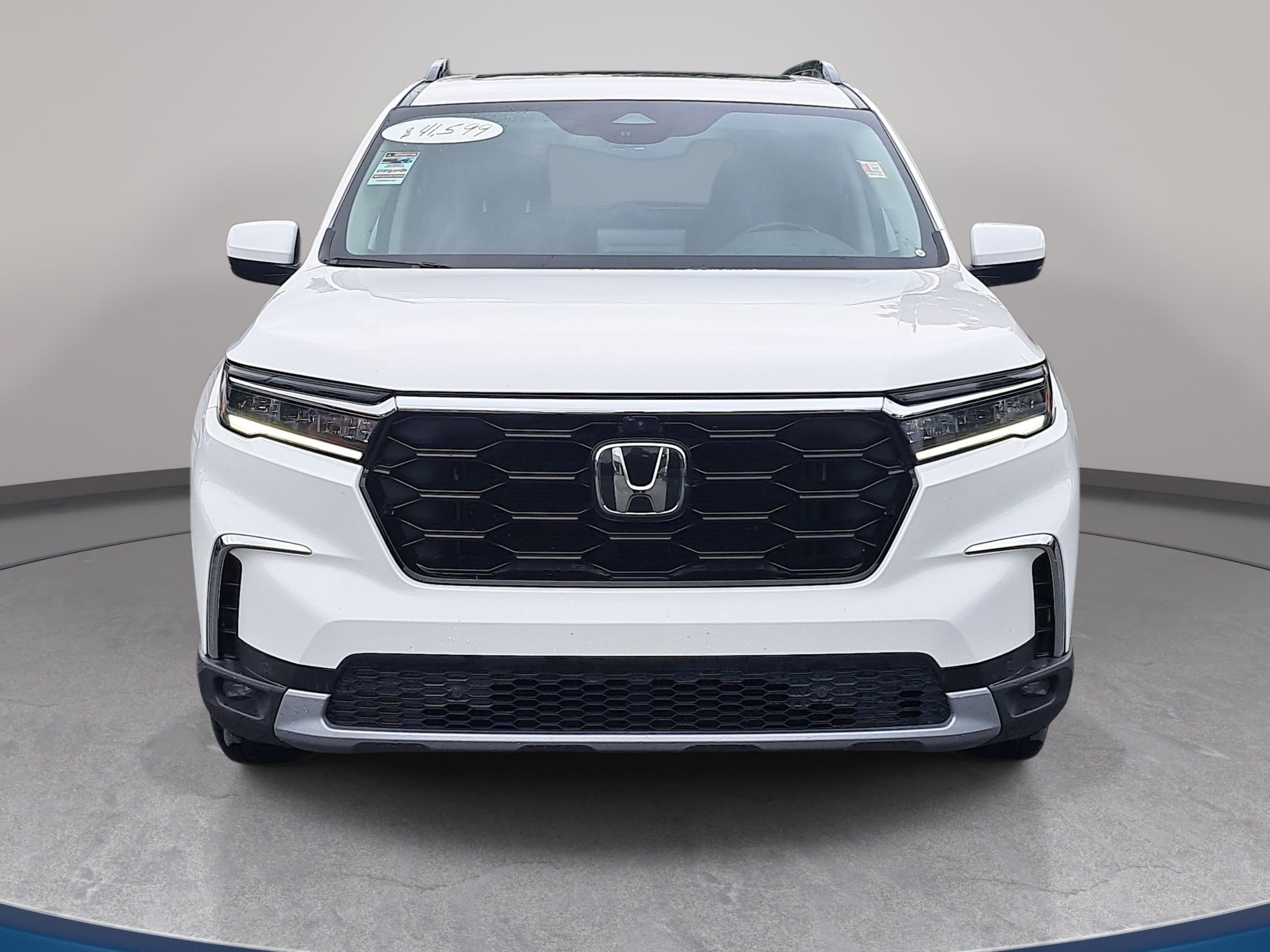 Used 2024 Honda Pilot Elite image 2
