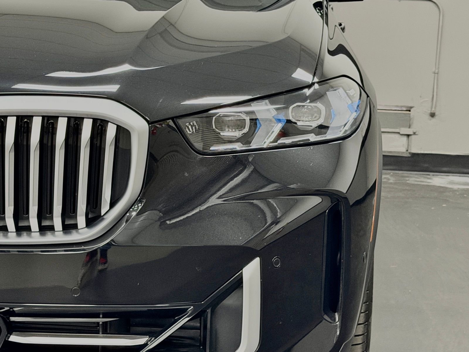 Used 2026 BMW X5 xDrive50e AWD/4WD image 8