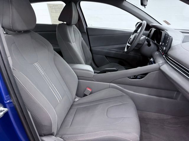 Used 2023 Hyundai Elantra SEL FWD image 16