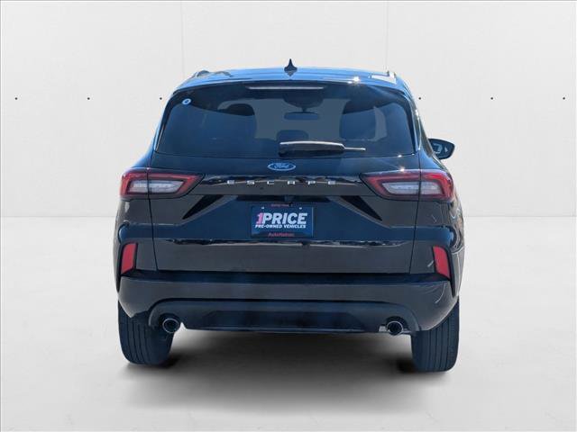 Used 2024 Ford Escape ST-Line image 11