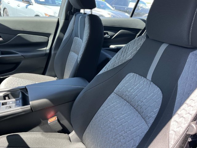 New 2026 Nissan Sentra SV w/ SV Convenience Package FWD image 24