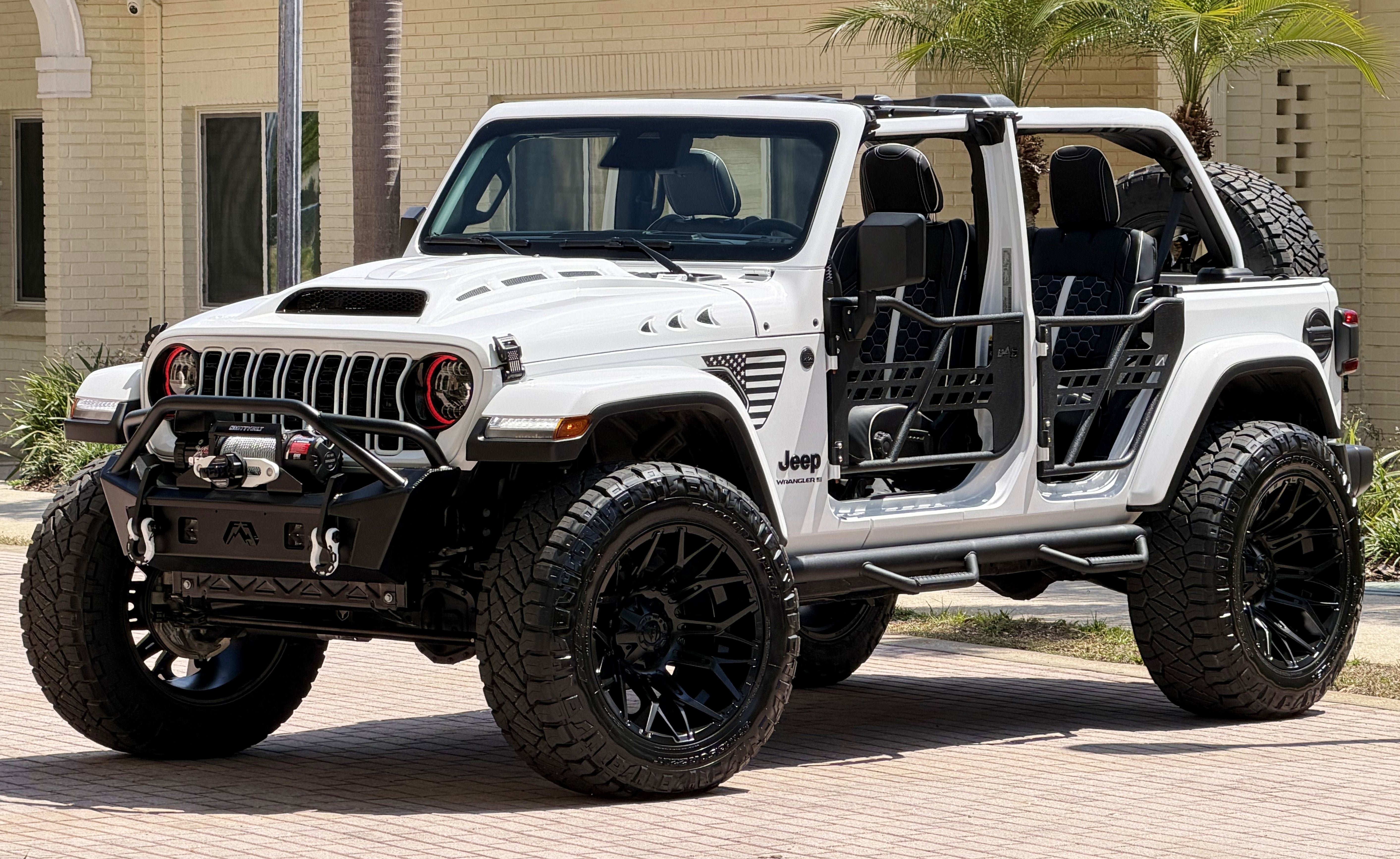 Used 2026 Jeep Wrangler Sahara AWD/4WD image 44