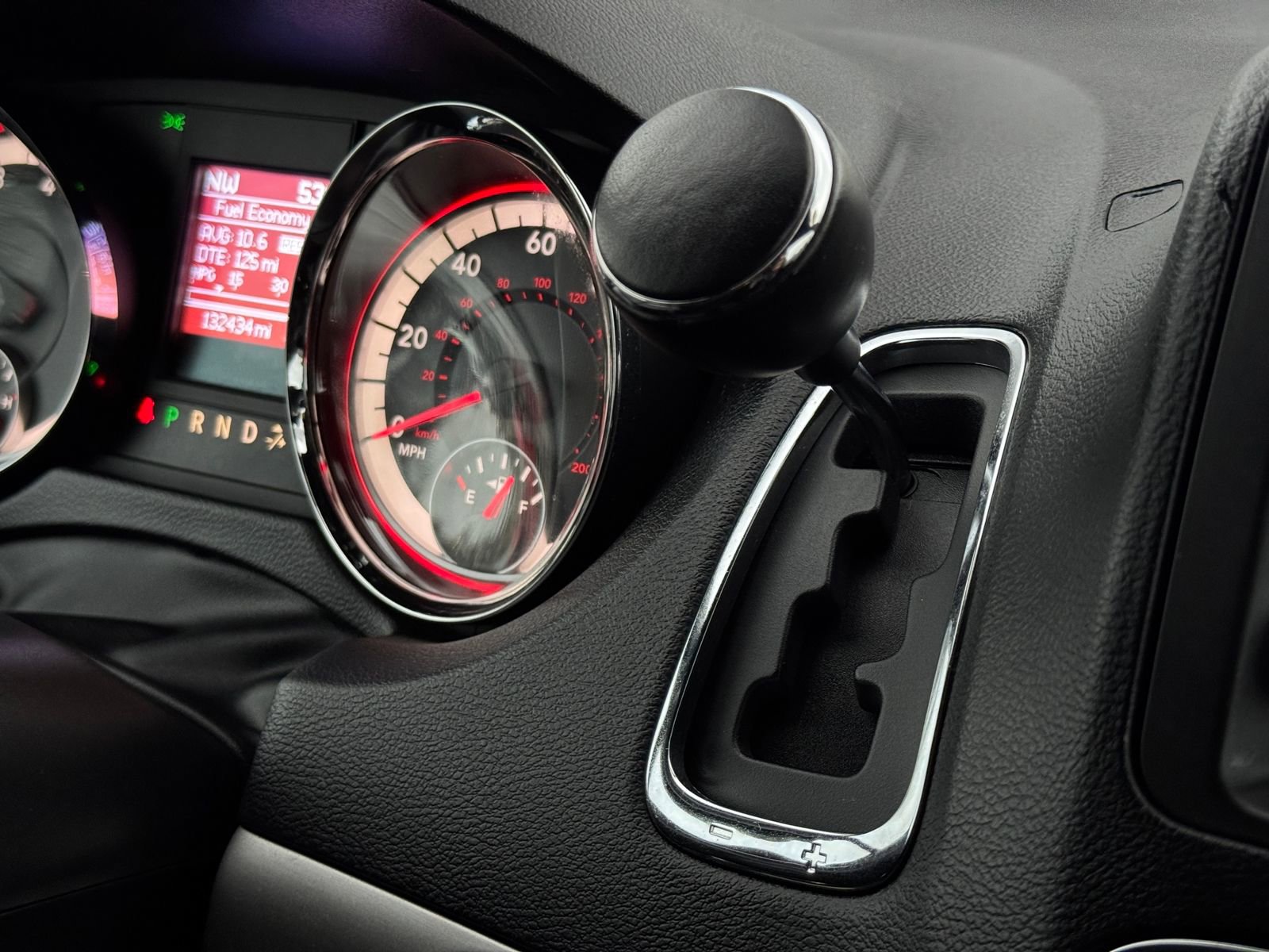 Used 2017 Dodge Grand Caravan GT image 24