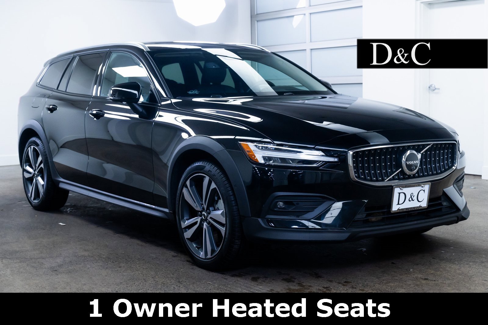Used 2025 Volvo V60 B5 Cross Country Plus