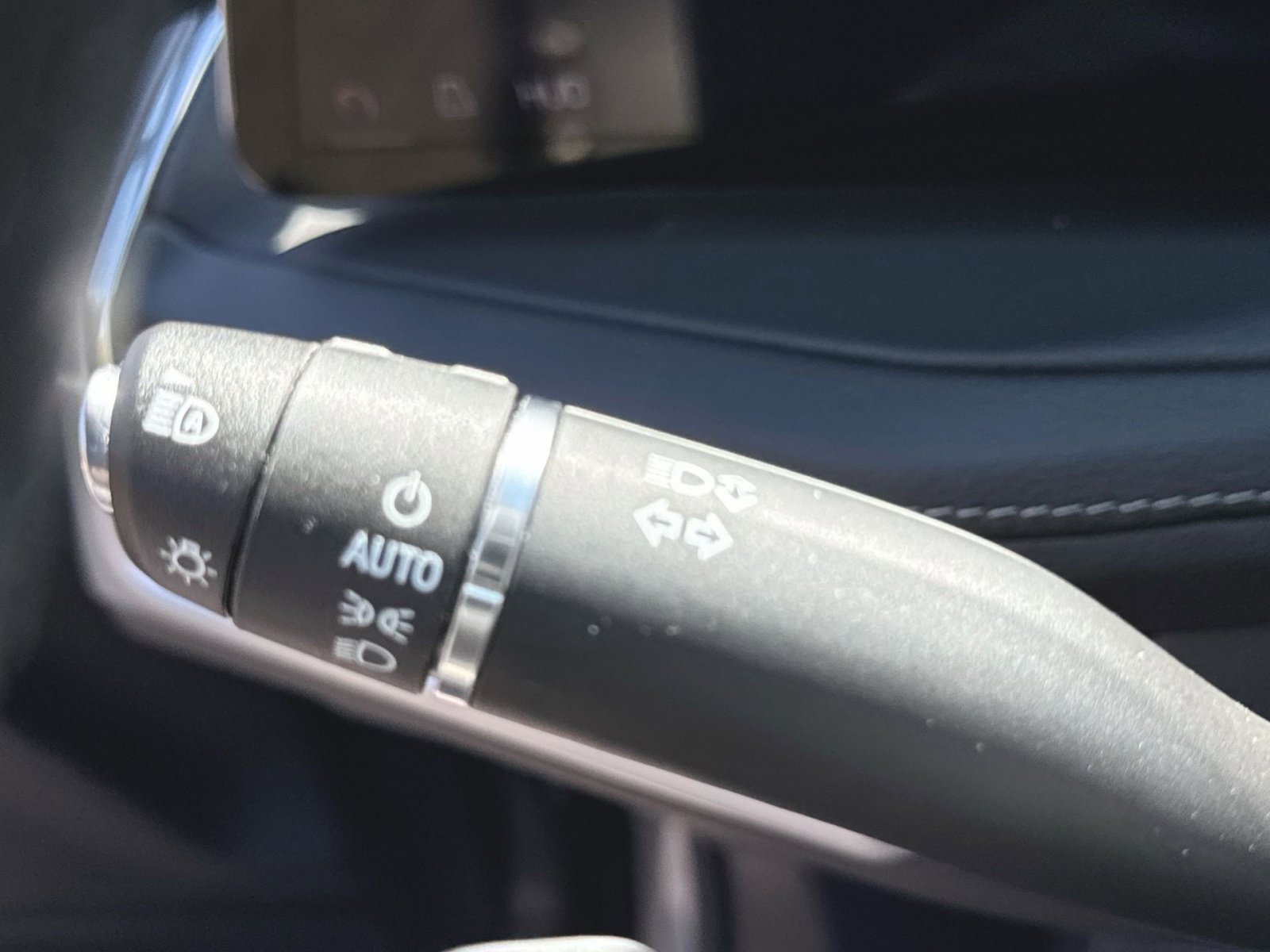 Used 2024 Cadillac XT4 Premium Luxury w/ Active Safety Package image 21