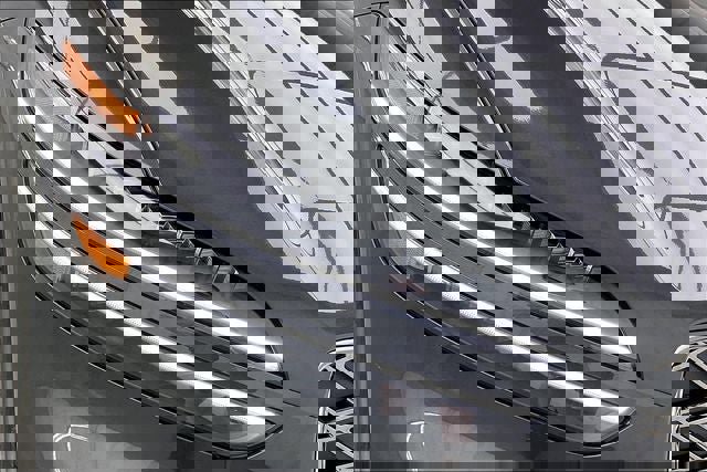 New 2026 Genesis GV70 2.5T Select image 16