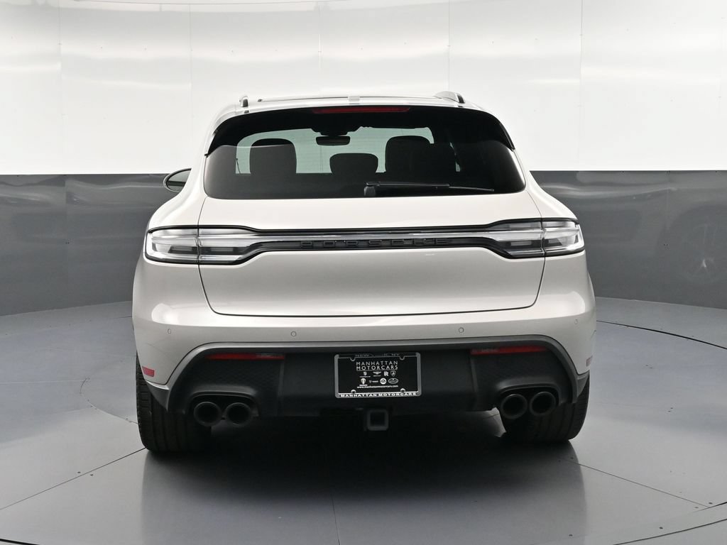 Certified 2023 Porsche Macan Turbo AWD/4WD image 7