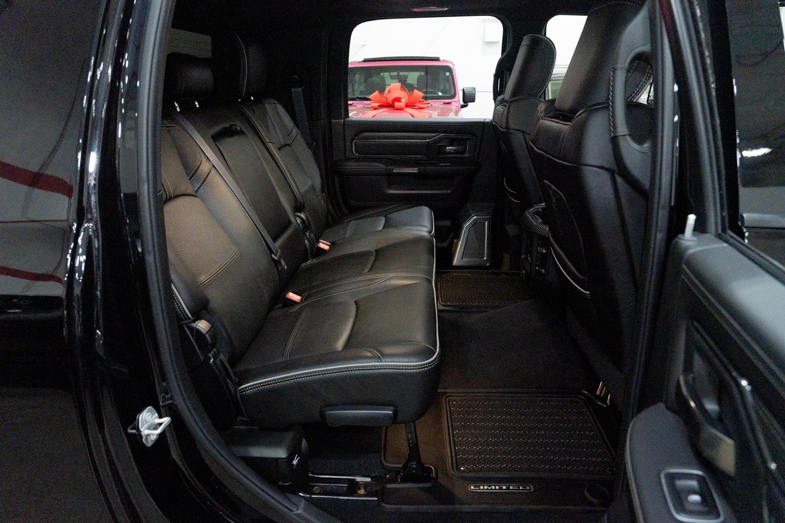 Used 2020 RAM 3500 Limited AWD/4WD image 43