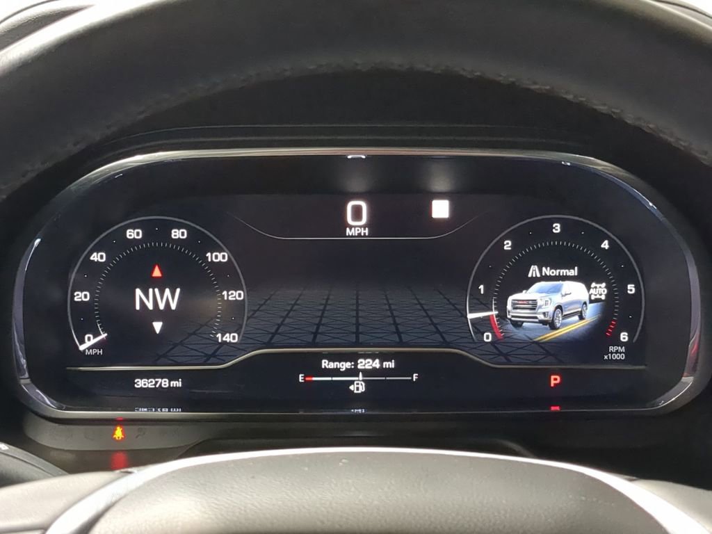 Used 2023 GMC Yukon XL SLT w/ SLT Premium Package image 33