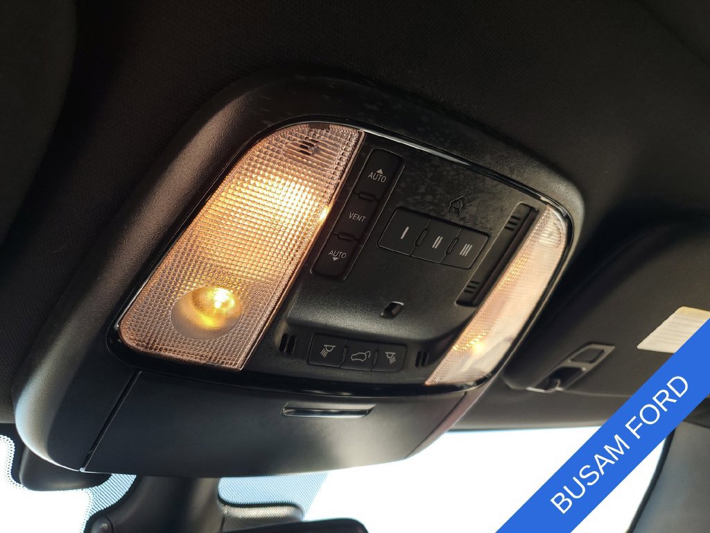 Used 2024 Dodge Durango GT AWD/4WD image 32