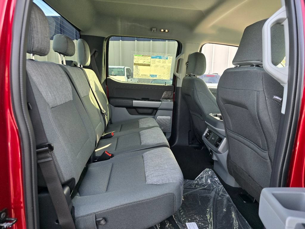 New 2026 Ford F250 XLT w/ XLT Premium Package AWD/4WD image 19