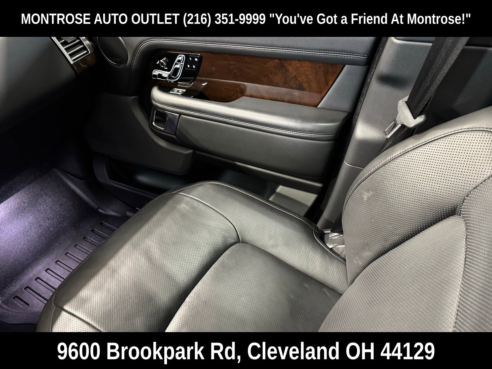 Used 2020 Land Rover Range Rover HSE image 39