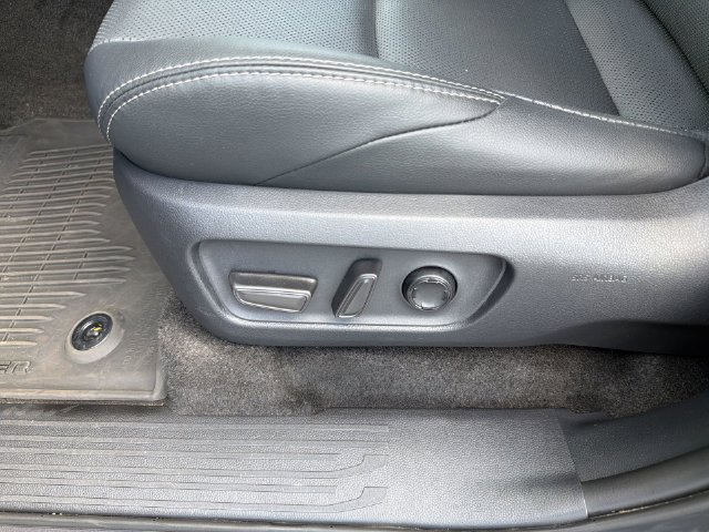 Used 2025 Toyota 4Runner TRD Off-Road Premium AWD/4WD image 22
