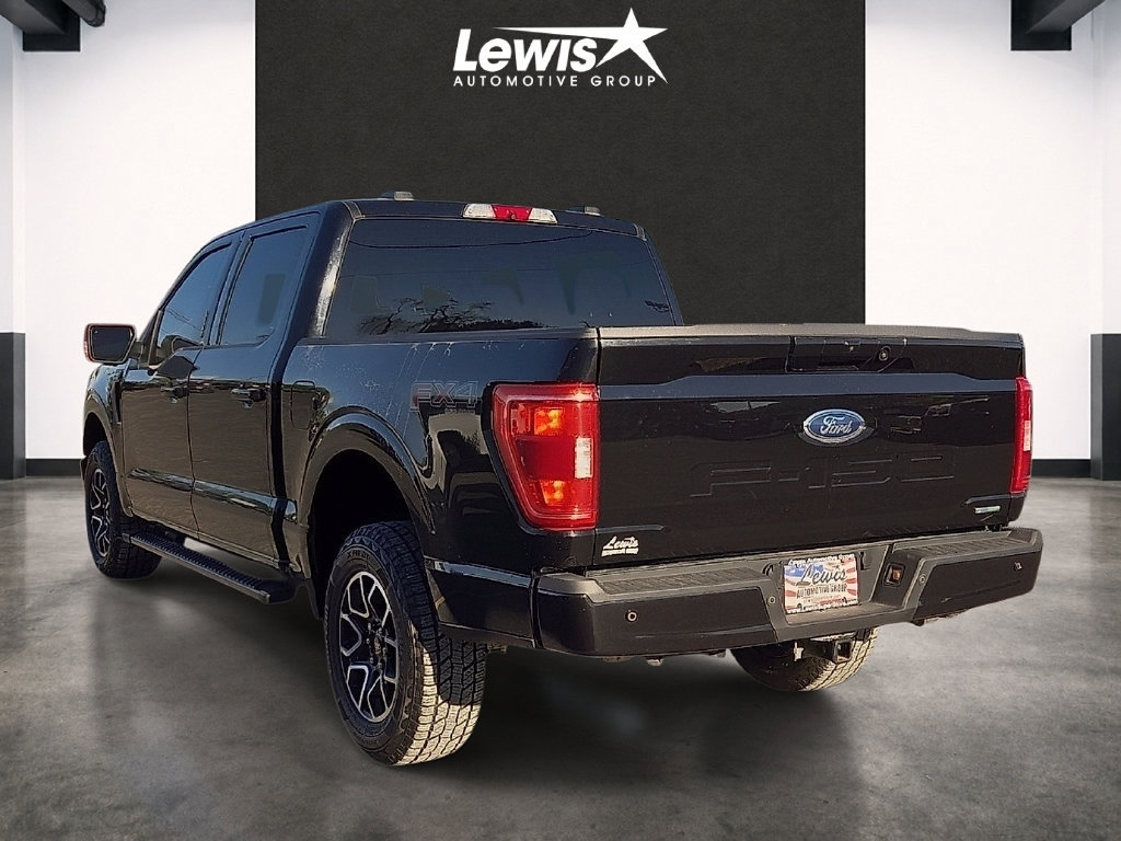 Used 2022 Ford F150 XLT w/ Equipment Group 302A High AWD/4WD image 3