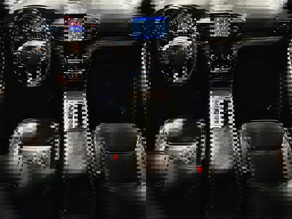 Used 2022 Ford Explorer Limited image 26