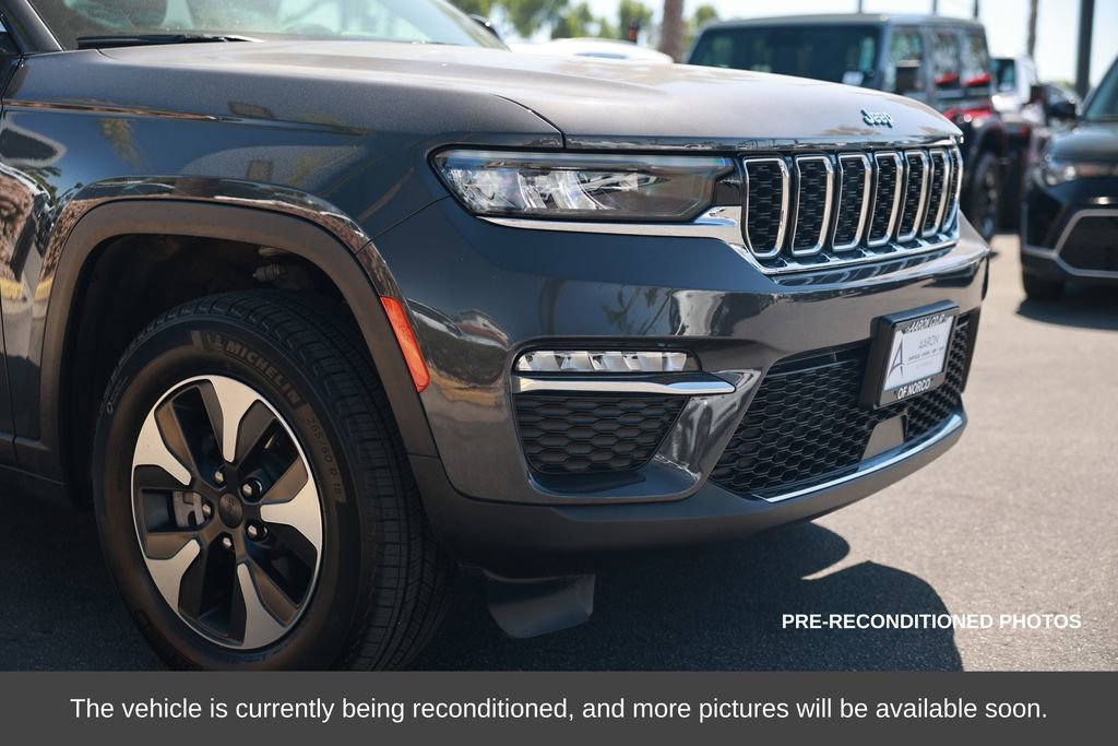 Used 2023 Jeep Grand Cherokee 4WD 4xe image 7