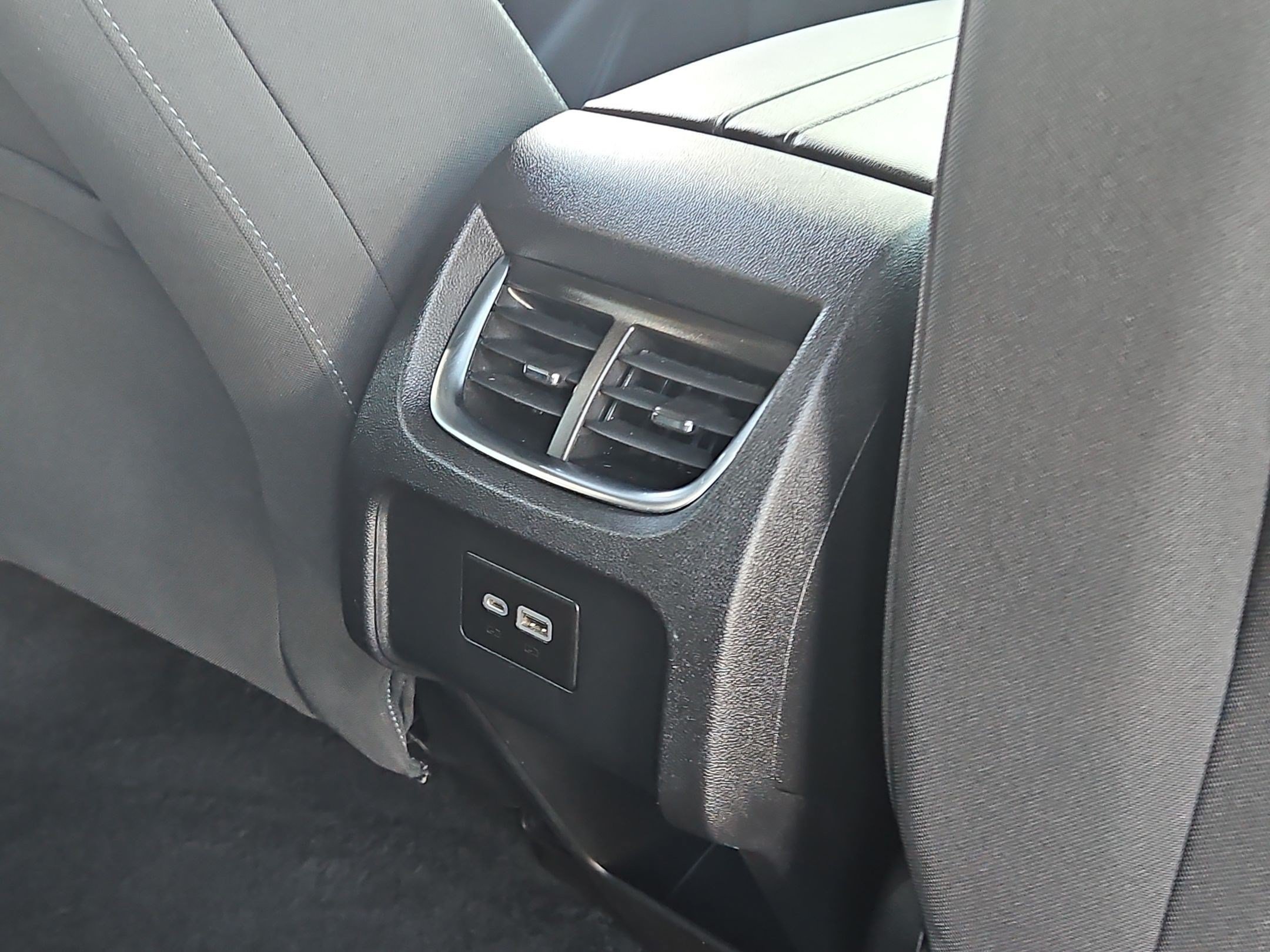 Certified 2019 Chevrolet Blazer LT FWD image 28