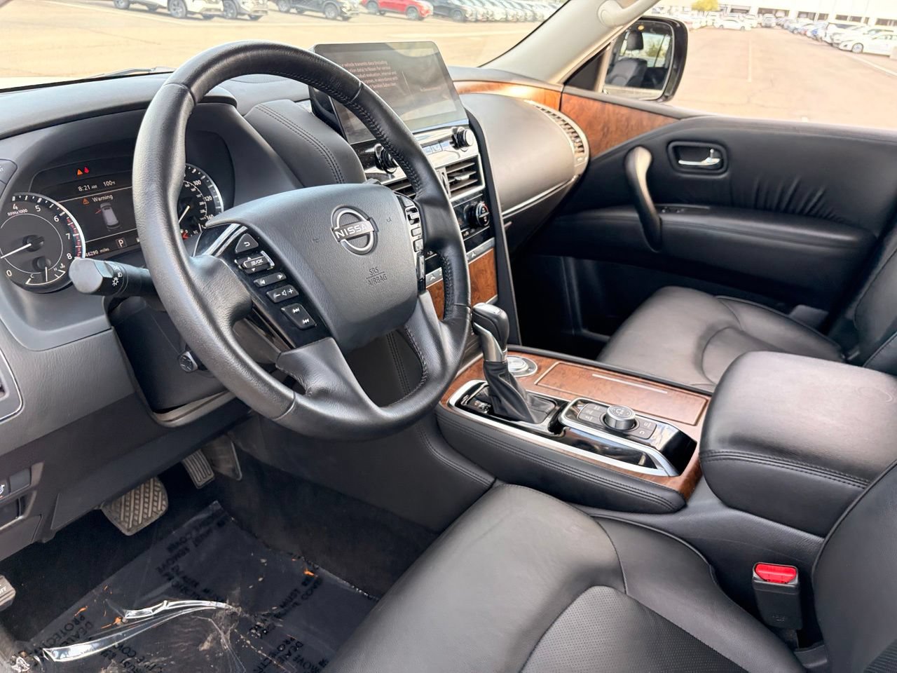 Used 2024 Nissan Armada SL w/ Captain's Chairs Package RWD image 18