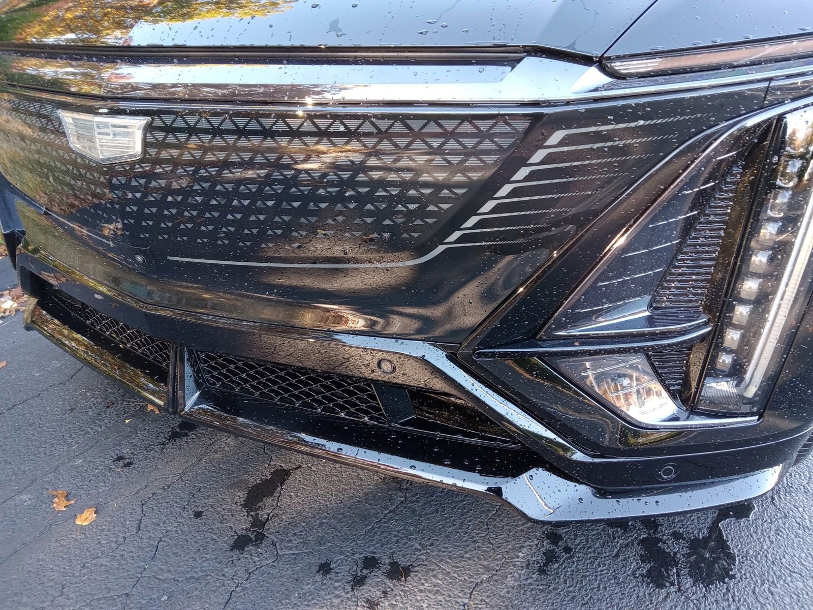 New 2026 Cadillac Lyriq V image 7