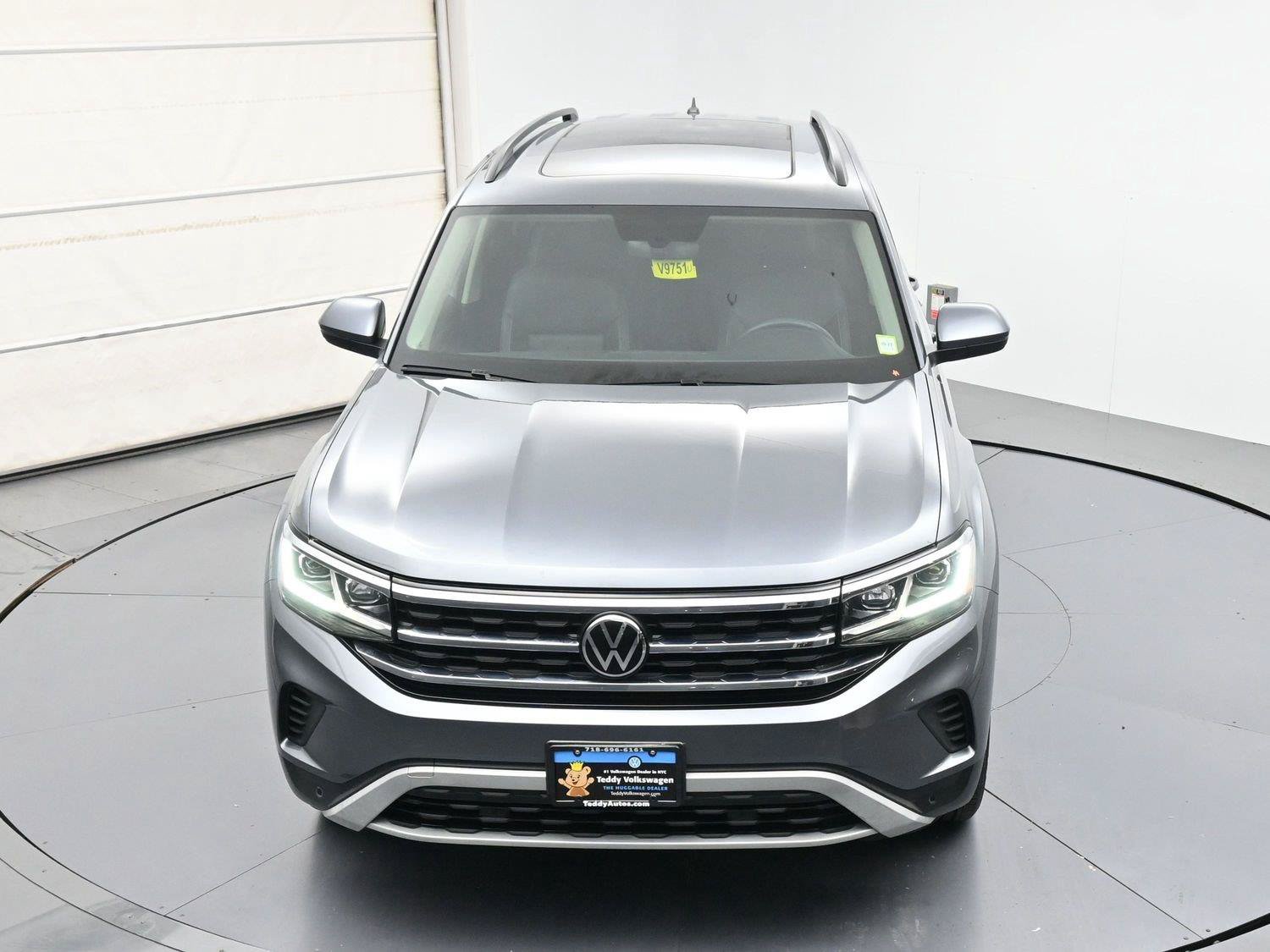 Certified 2023 Volkswagen Atlas SE w/ Panoramic Sunroof Package AWD/4WD image 38