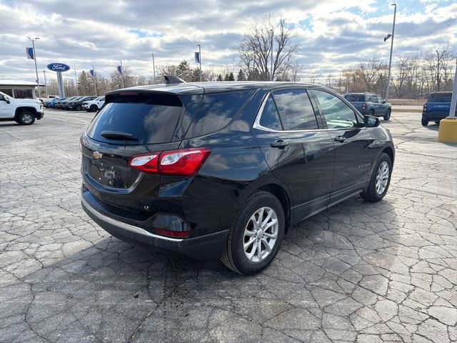 Used 2020 Chevrolet Equinox LT w/ Driver Convenience Package image 11