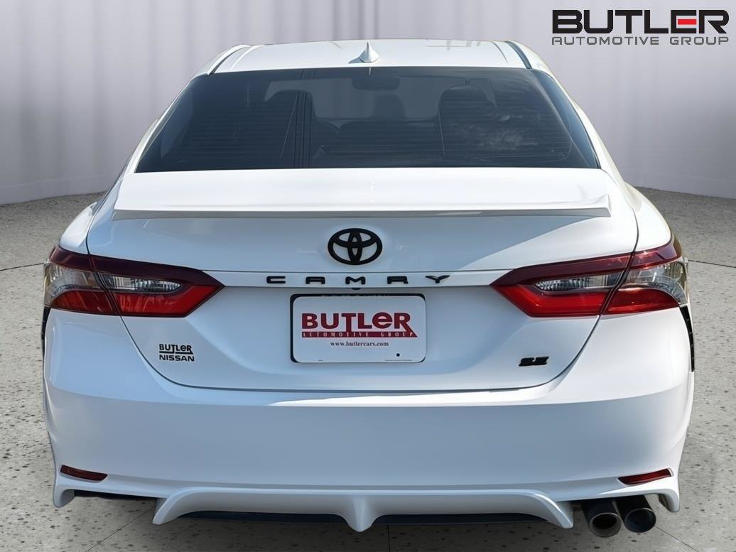 Used 2024 Toyota Camry SE FWD image 5