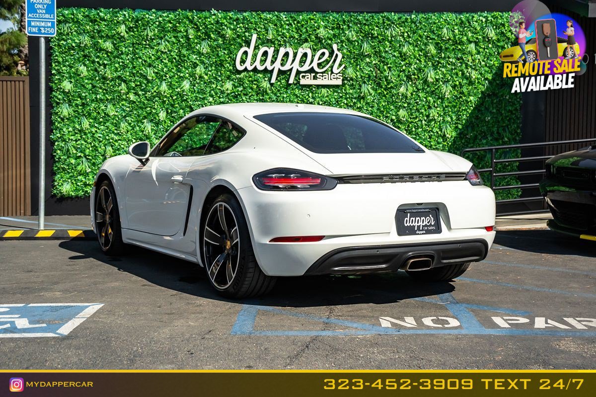 Used 2018 Porsche 718 Cayman RWD image 7