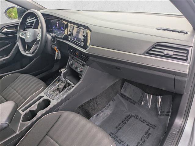 Certified 2024 Volkswagen Jetta Sport image 18