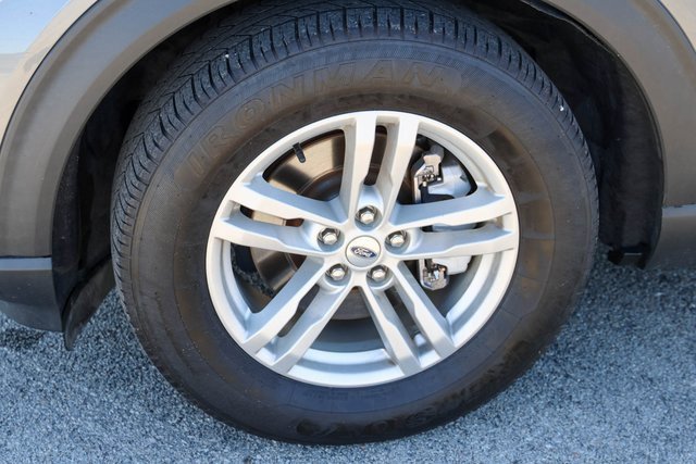 Used 2022 Ford Explorer XLT image 7