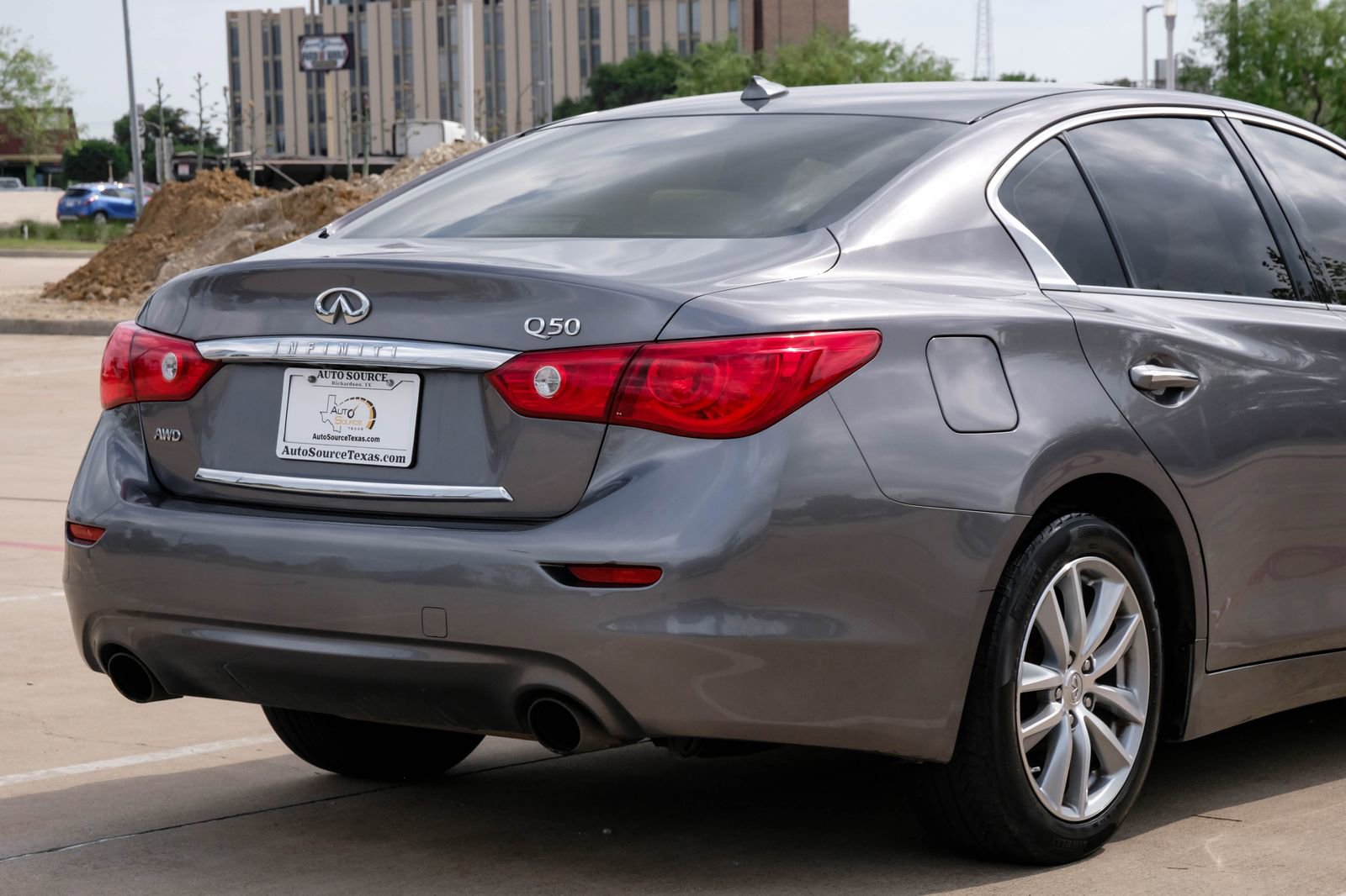Used 2015 INFINITI Q50 Premium w/ Navigation Package AWD/4WD image 13