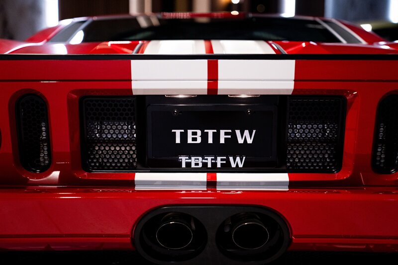 Used 2005 Ford GT RWD image 30