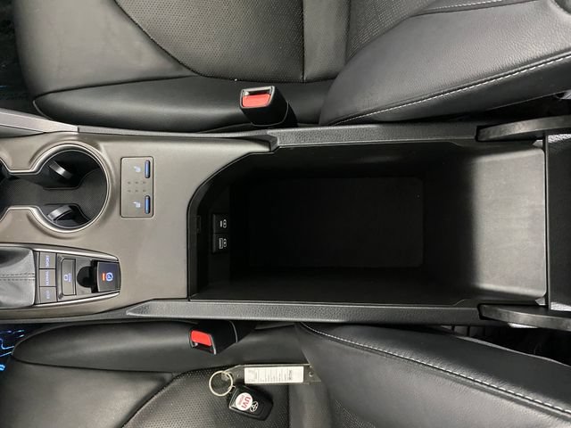 Used 2021 Toyota Camry XSE AWD/4WD image 28