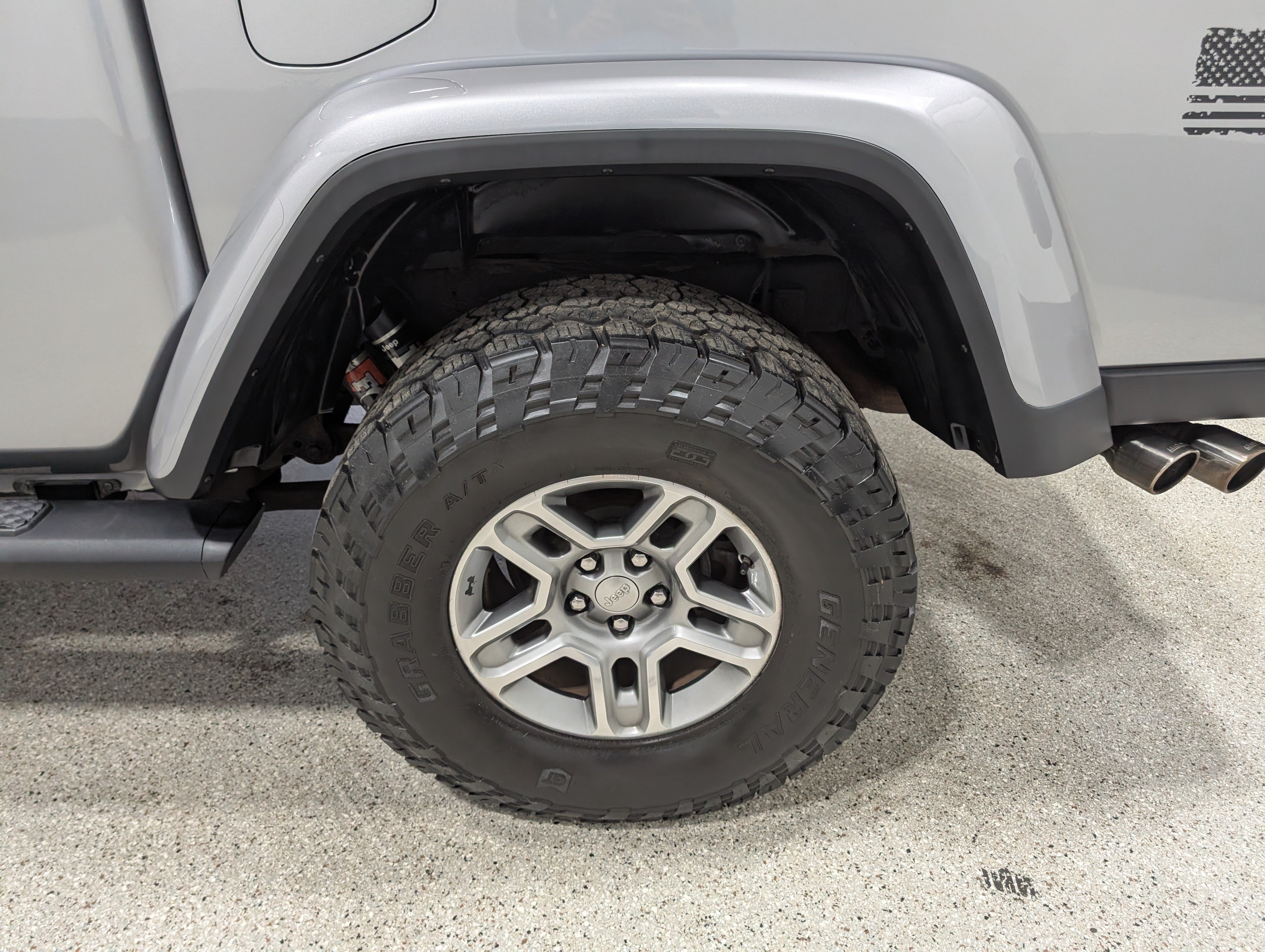 Used 2021 Jeep Gladiator Mojave AWD/4WD image 12