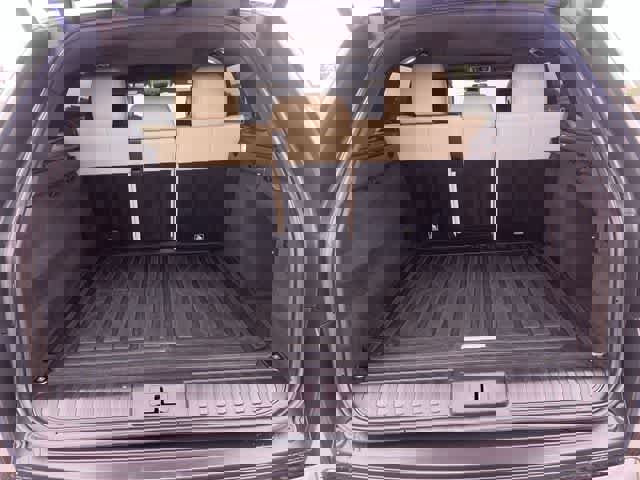 Used 2019 Land Rover Range Rover Sport HSE Dynamic image 20