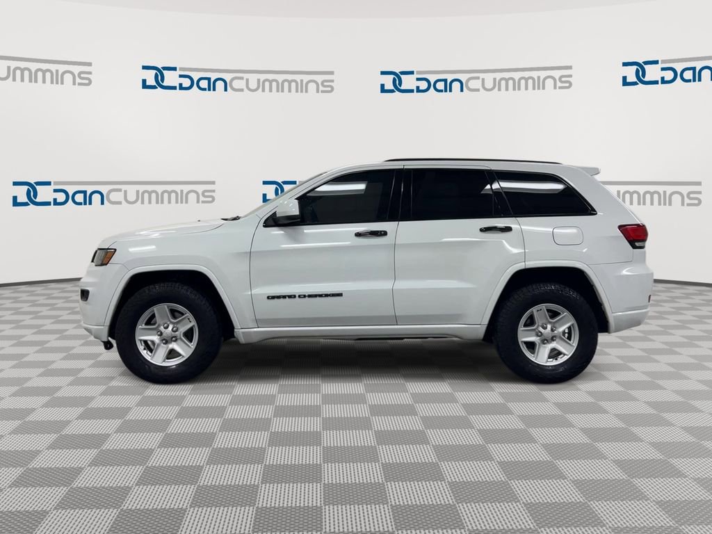 Used 2019 Jeep Grand Cherokee Altitude AWD/4WD image 5