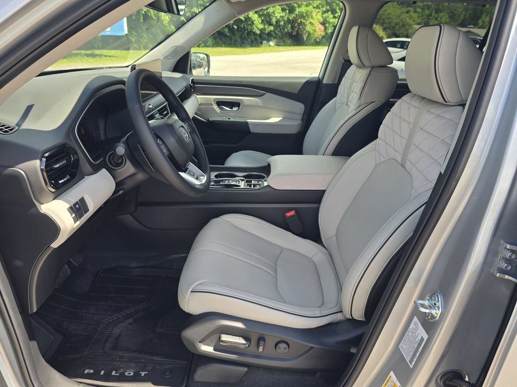 New 2026 Honda Pilot Elite image 13