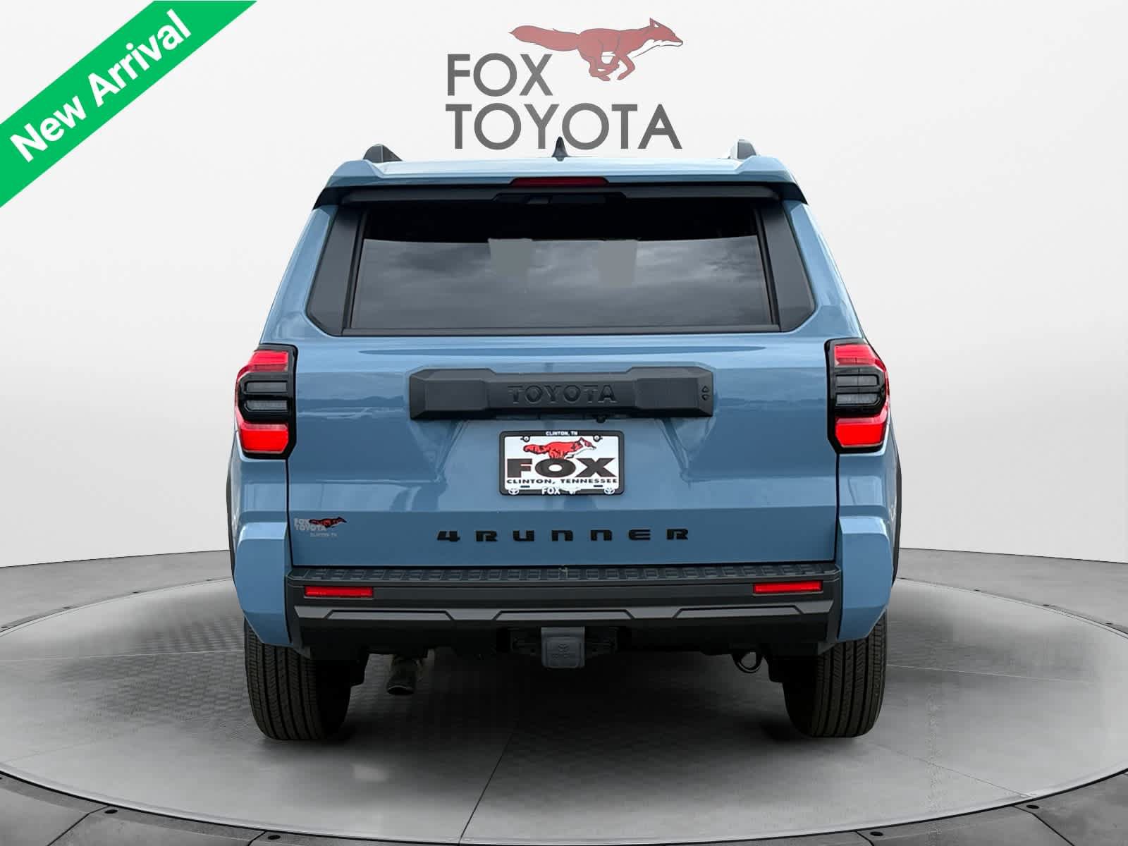 Used 2026 Toyota 4Runner SR5 AWD/4WD image 5