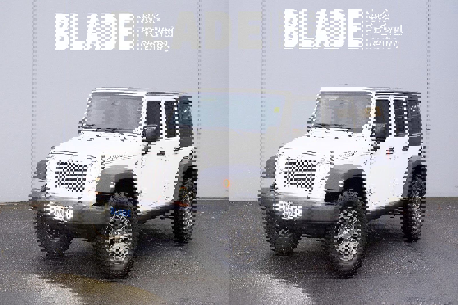 Used 2017 Jeep Wrangler Unlimited Rubicon w/ Connectivity Group image 1