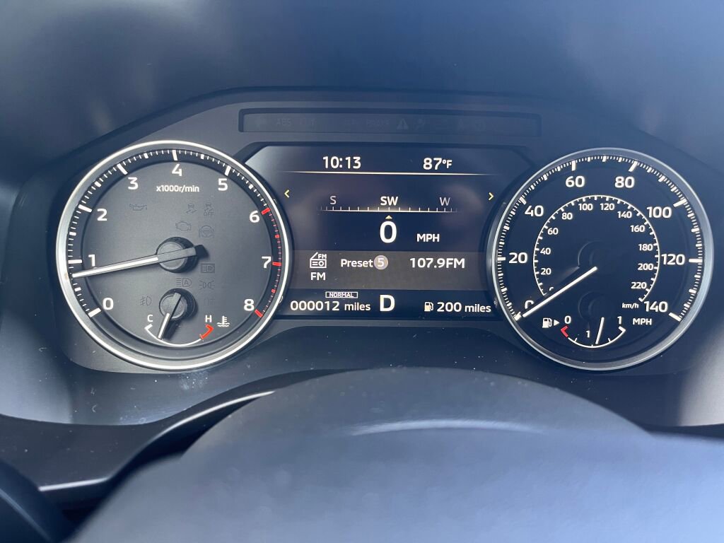 New 2025 Mitsubishi Outlander SE image 13