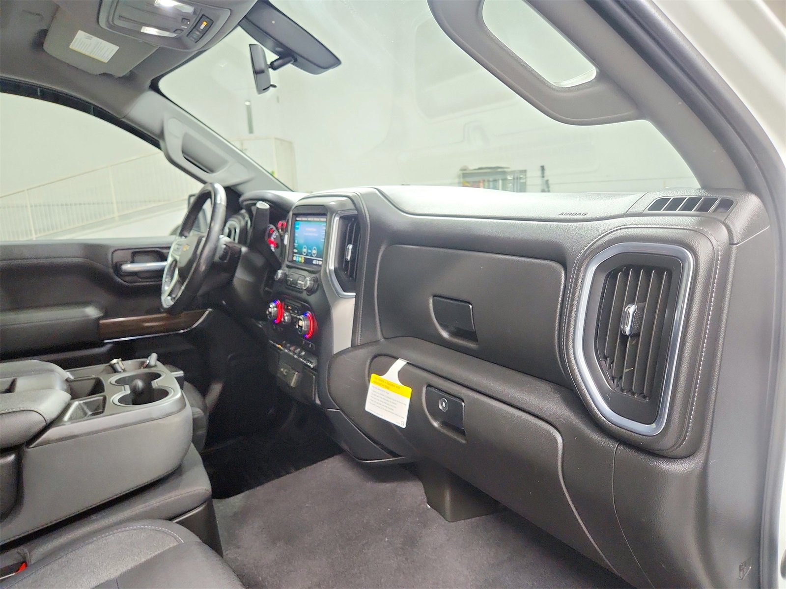 Used 2021 Chevrolet Silverado 1500 LT image 35