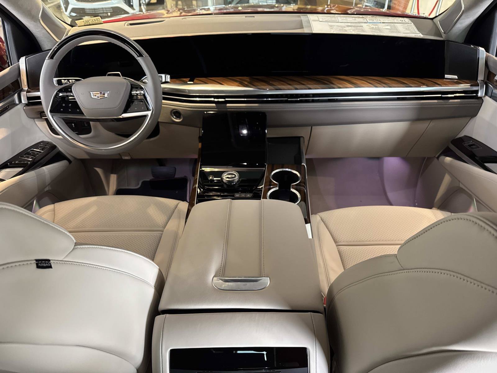 New 2026 Cadillac Escalade ESV Platinum Sport w/ LPO, ONYX Package AWD/4WD image 26