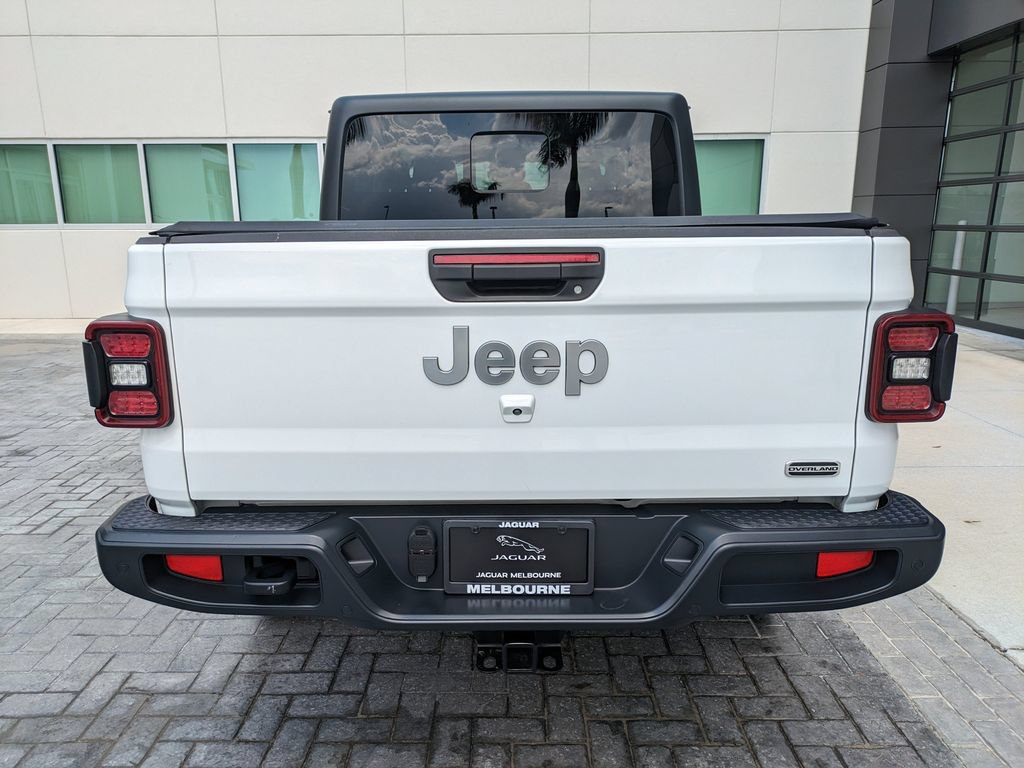 Used 2020 Jeep Gladiator Overland AWD/4WD image 6