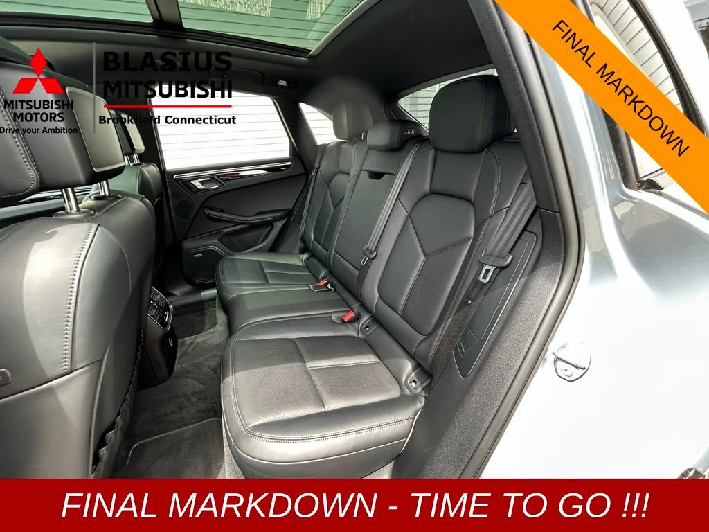 Used 2022 Porsche Macan image 21