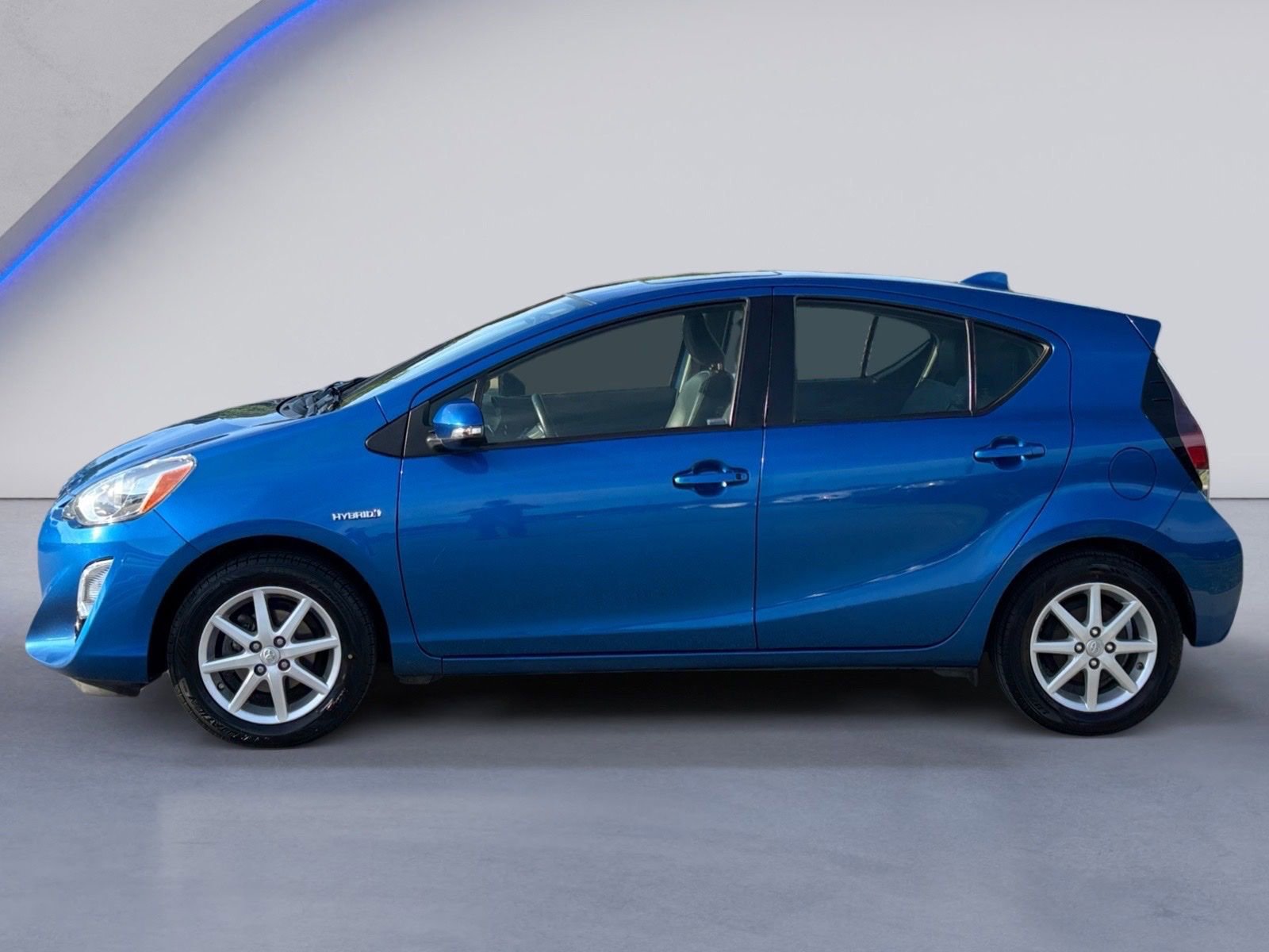 Used 2015 Toyota Prius C Four FWD image 7