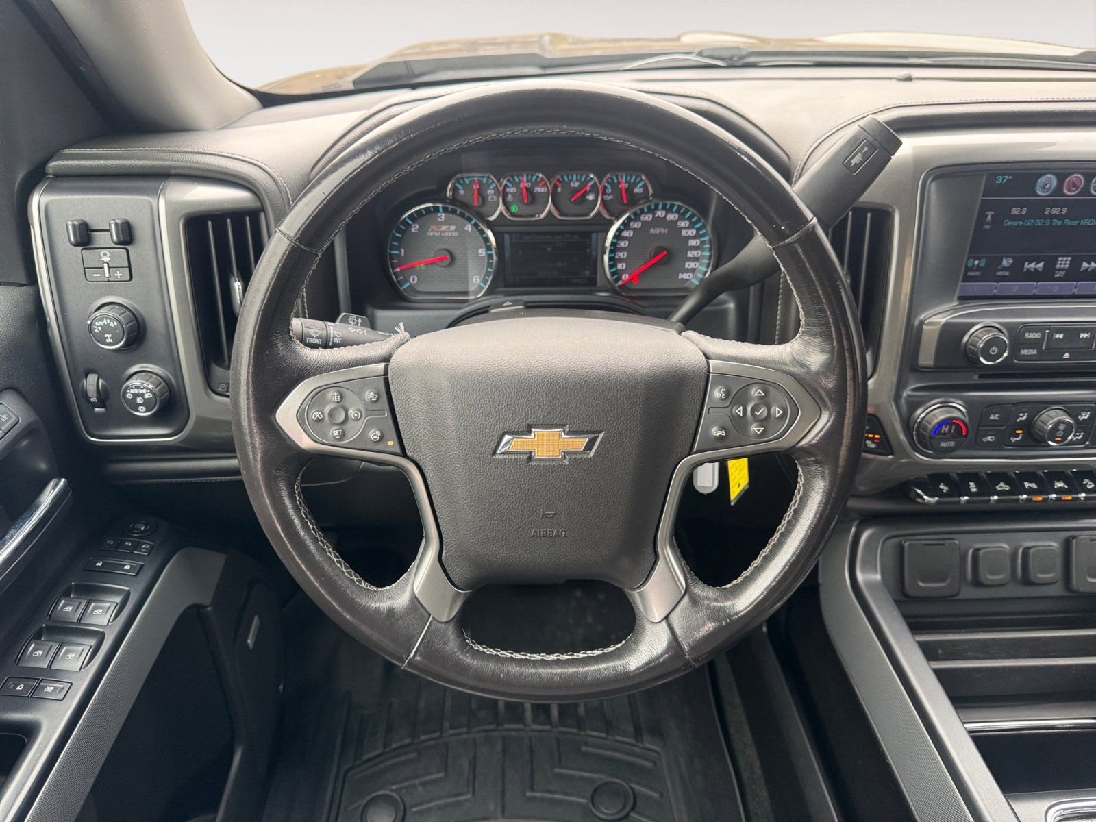Used 2018 Chevrolet Silverado 1500 LTZ Z71 w/ LTZ Plus Package image 12