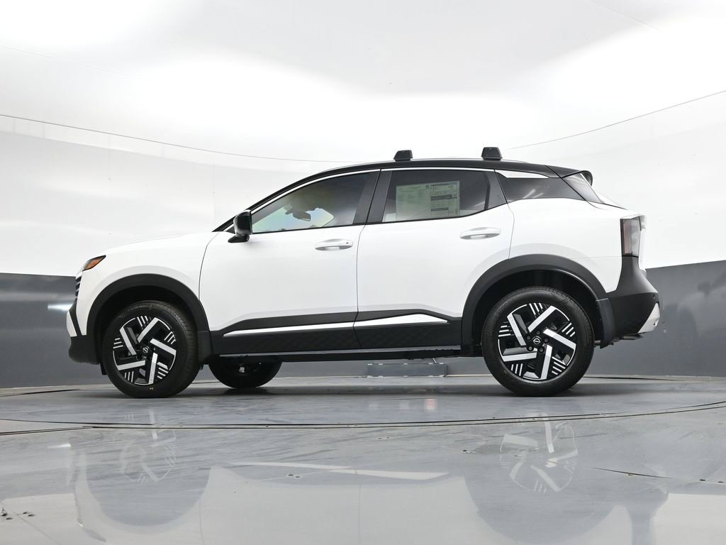 Certified 2026 Nissan Kicks SV w/ Charging Package FWD image 42