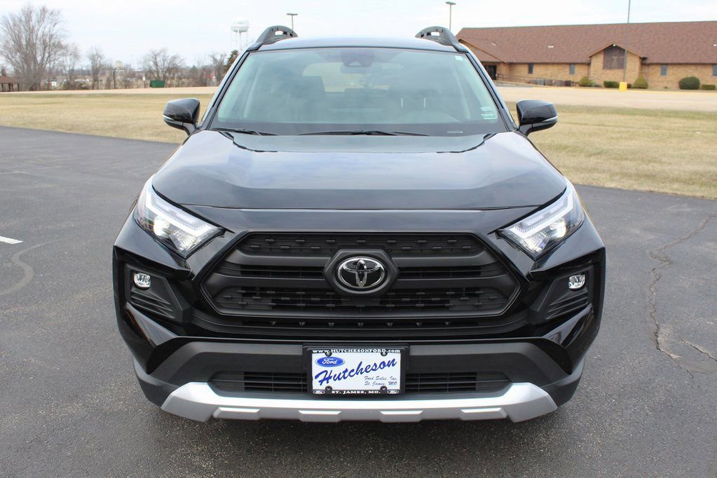 Used 2024 Toyota RAV4 Adventure image 2