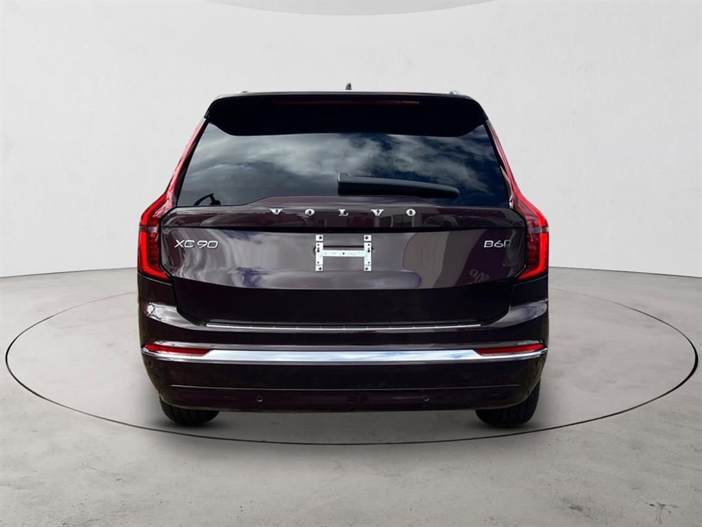 New 2026 Volvo XC90 B6 Plus w/ Protection Package Premier AWD/4WD image 4