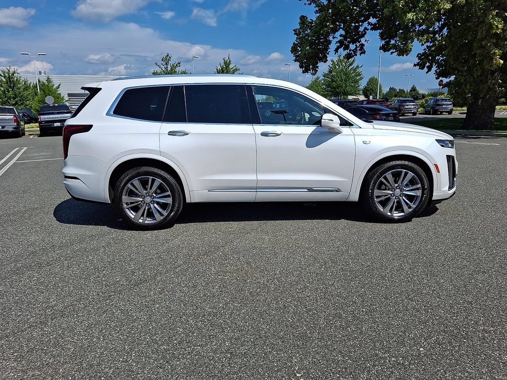 Used 2024 Cadillac XT6 Premium Luxury AWD/4WD image 10